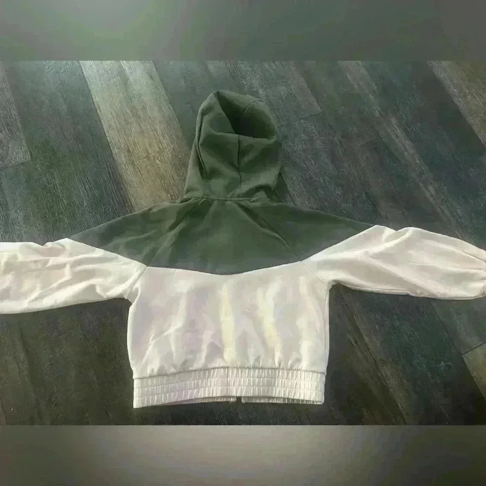 Zara girl sweat suit.